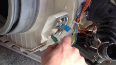 海尔XQB80洗衣机漏电的解决方法